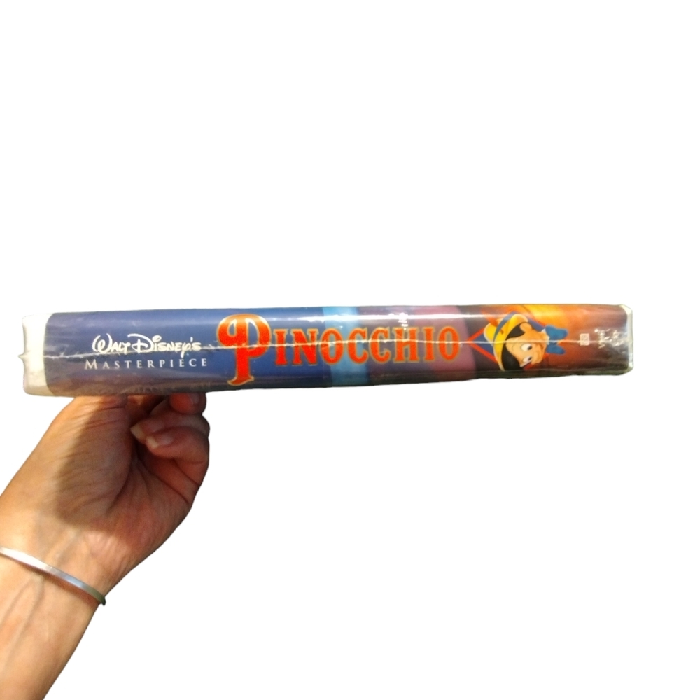 SEALED NWT Walt Disney Masterpiece Pinocchio VHS 1993 - Picture 4 of 5